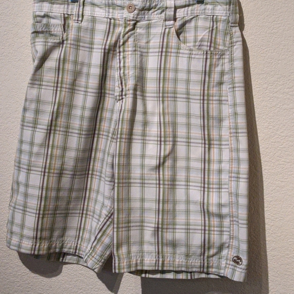 Billabong | 34 | 11" Inseam men's shorts
